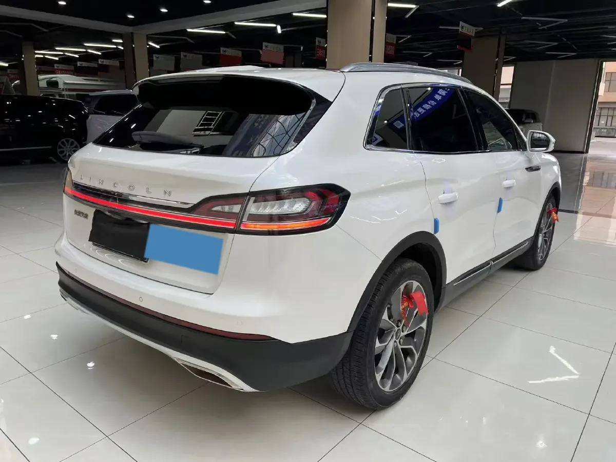2022 Lincoln Corsair 2.0T 245HP L4 8AT,autocango,china used car exporter,china ev exporter,chinese used car exporter,chinese used ev exporter
