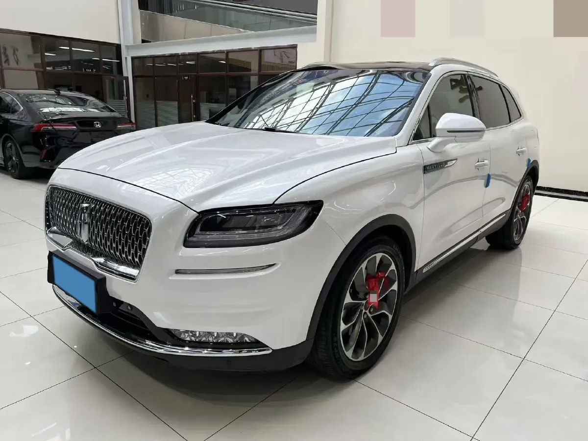 2022 Lincoln Corsair 2.0T 245HP L4 8AT,autocango,china used car exporter,china ev exporter,chinese used car exporter,chinese used ev exporter