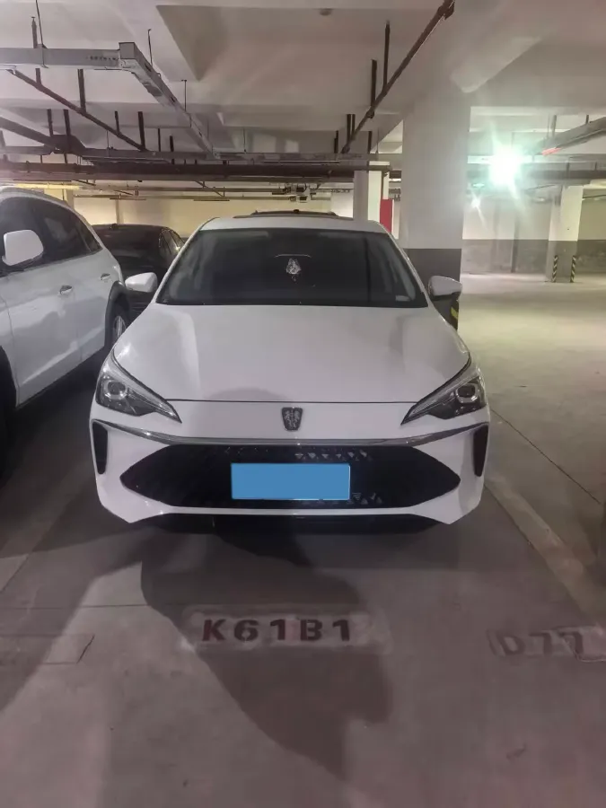2023 Roewe i5 1.5L 129HP L4 CVT,autocango,china used car exporter,china ev exporter,chinese used car exporter,chinese used ev exporter