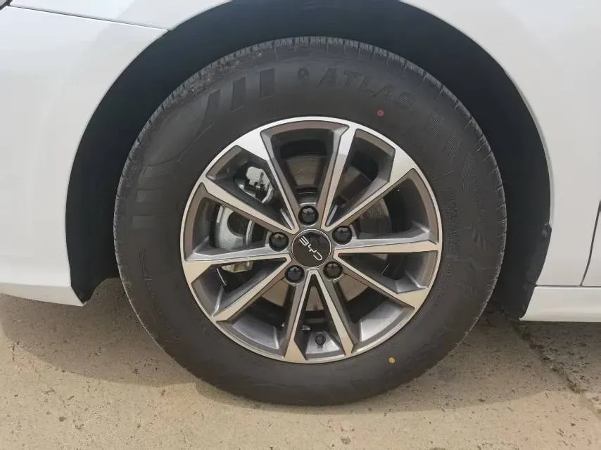 2024 BYD Qin Plus 1.5L 110HP L4 E-CVT PHEV 8.32KWH,autocango,china used car exporter,china ev exporter,chinese used car exporter,chinese used ev exporter