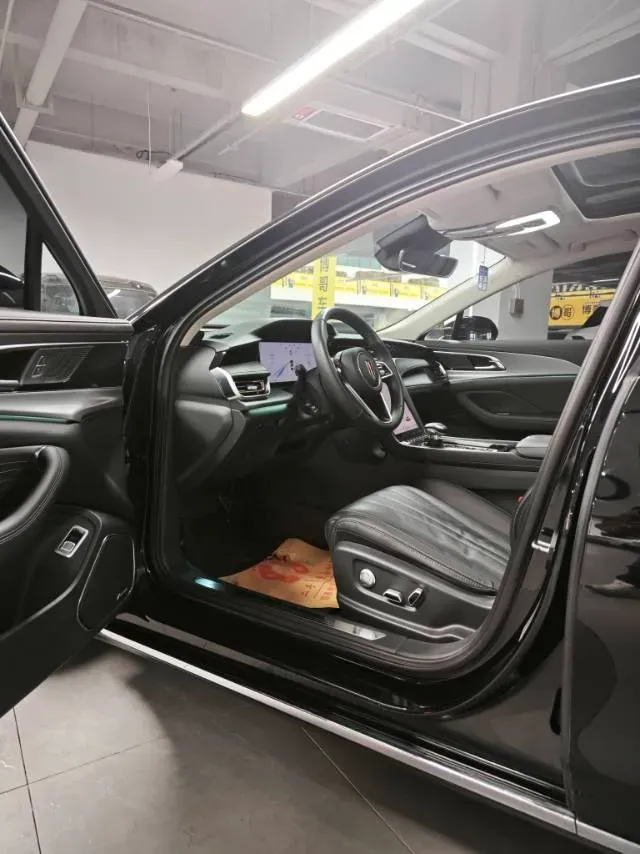 2024 HongQi H5 2.0T 224HP L4 8AT,autocango,china used car exporter,china ev exporter,chinese used car exporter,chinese used ev exporter