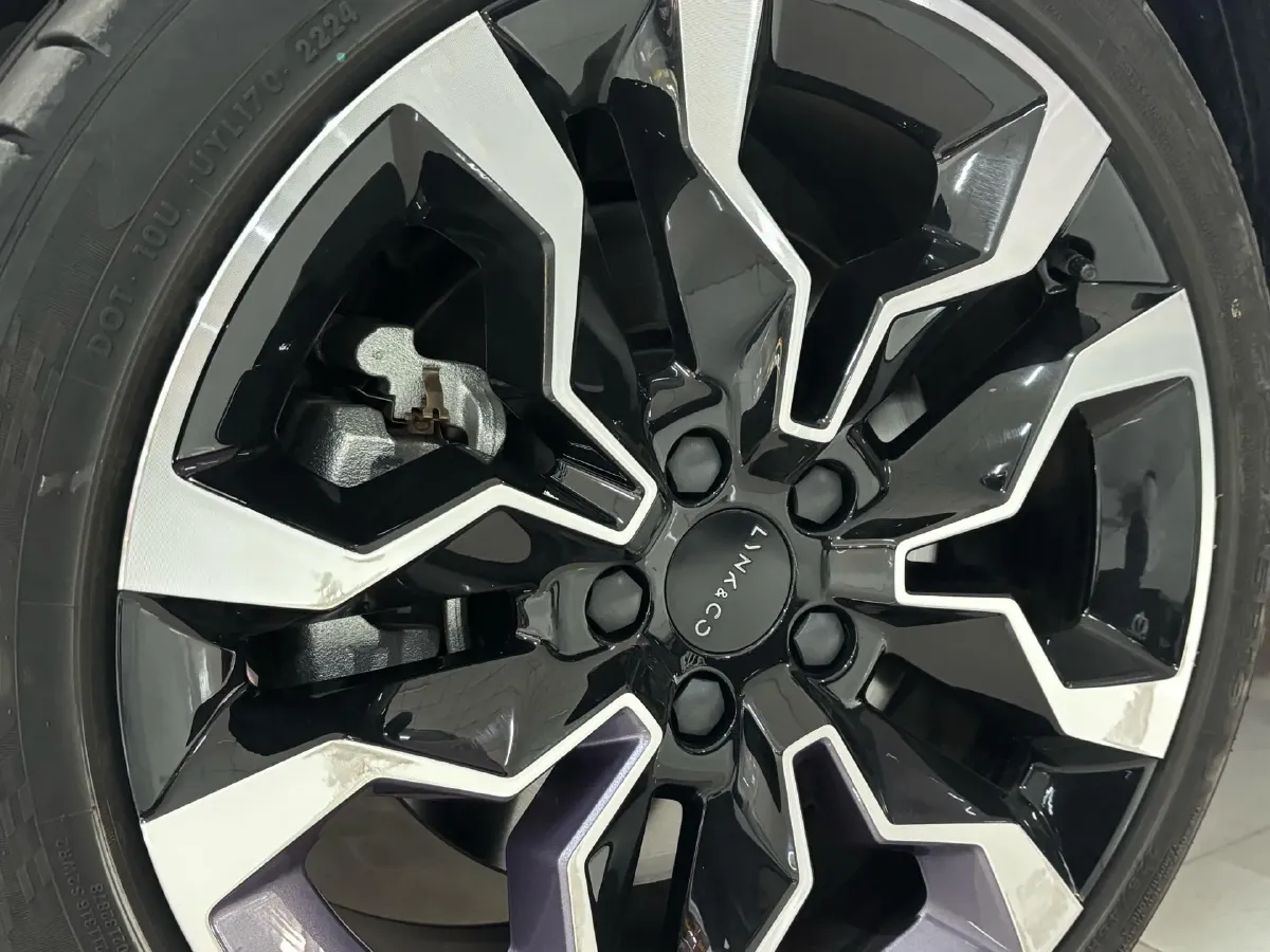 2023 LYNK&CO 03 1.5T 181HP L4 7DCT,autocango,china used car exporter,china ev exporter,chinese used car exporter,chinese used ev exporter