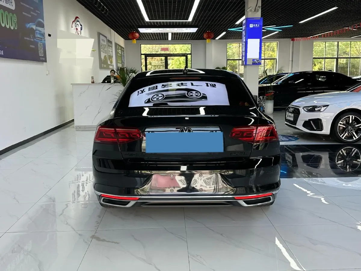 2021 Volkswagen Magotan 2.0T 186HP L4 7DCT,autocango,china used car exporter,china ev exporter,chinese used car exporter,chinese used ev exporter