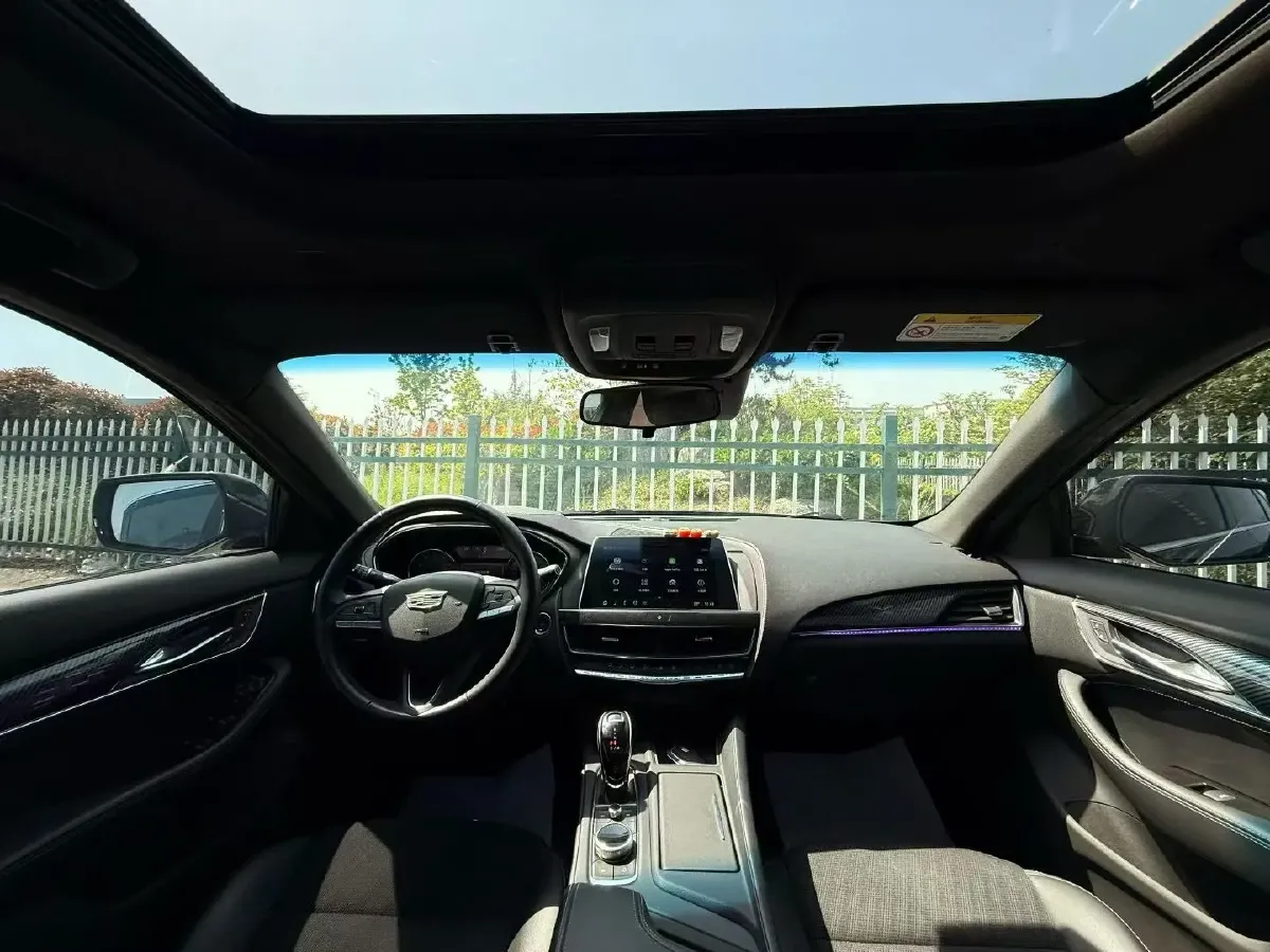 2022 Cadillac CT5 2.0T 237HP L4 10AT,autocango,china used car exporter,china ev exporter,chinese used car exporter,chinese used ev exporter