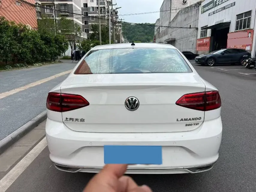 2019 Volkswagen Tayron 2.0T 186HP L4 7DCT,autocango,china used car exporter,china ev exporter,chinese used car exporter,chinese used ev exporter