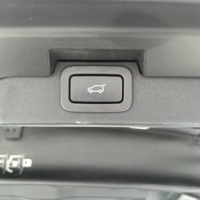 2020 Land Rover Discovery 2.0T 300HP L4 8AT,autocango,china used car exporter,china ev exporter,chinese used car exporter,chinese used ev exporter