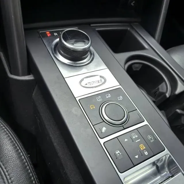 2020 Land Rover Discovery 2.0T 300HP L4 8AT,autocango,china used car exporter,china ev exporter,chinese used car exporter,chinese used ev exporter