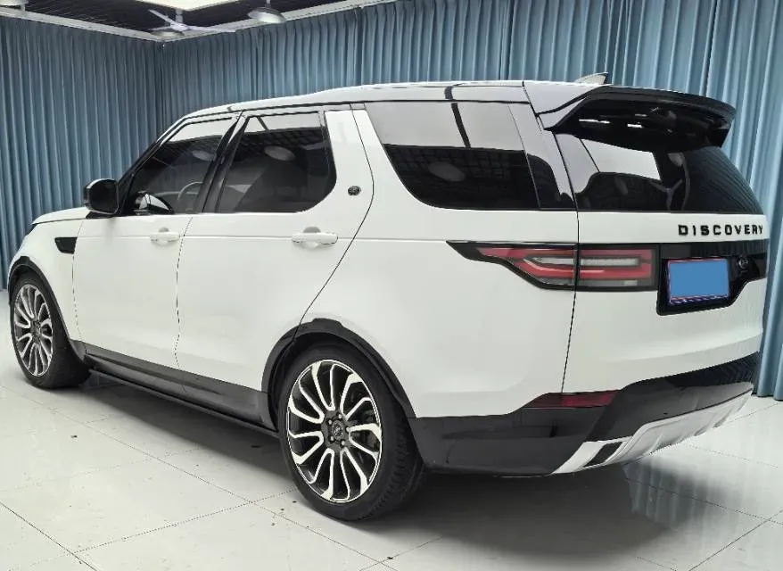 2020 Land Rover Discovery 2.0T 300HP L4 8AT,autocango,china used car exporter,china ev exporter,chinese used car exporter,chinese used ev exporter