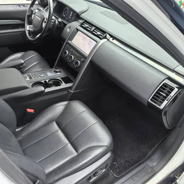 2020 Land Rover Discovery 2.0T 300HP L4 8AT,autocango,china used car exporter,china ev exporter,chinese used car exporter,chinese used ev exporter