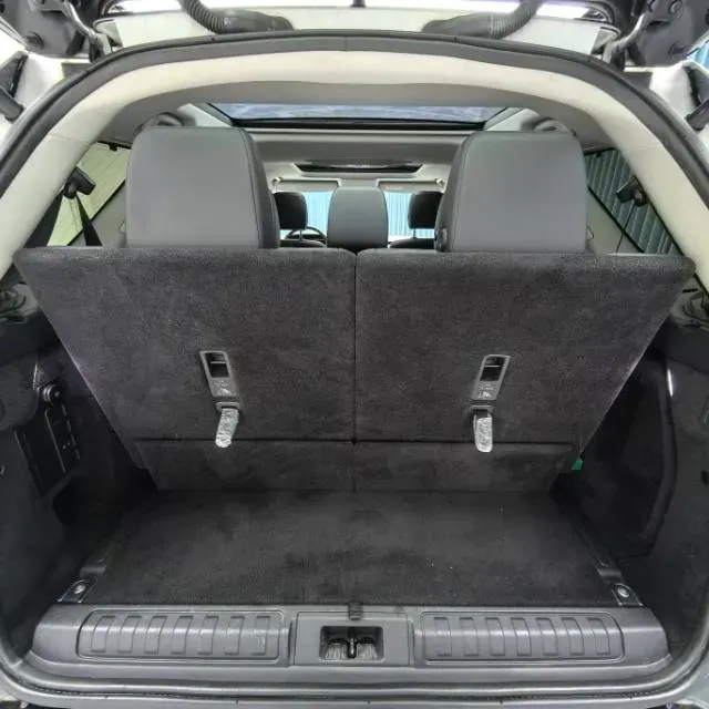 2020 Land Rover Discovery 2.0T 300HP L4 8AT,autocango,china used car exporter,china ev exporter,chinese used car exporter,chinese used ev exporter