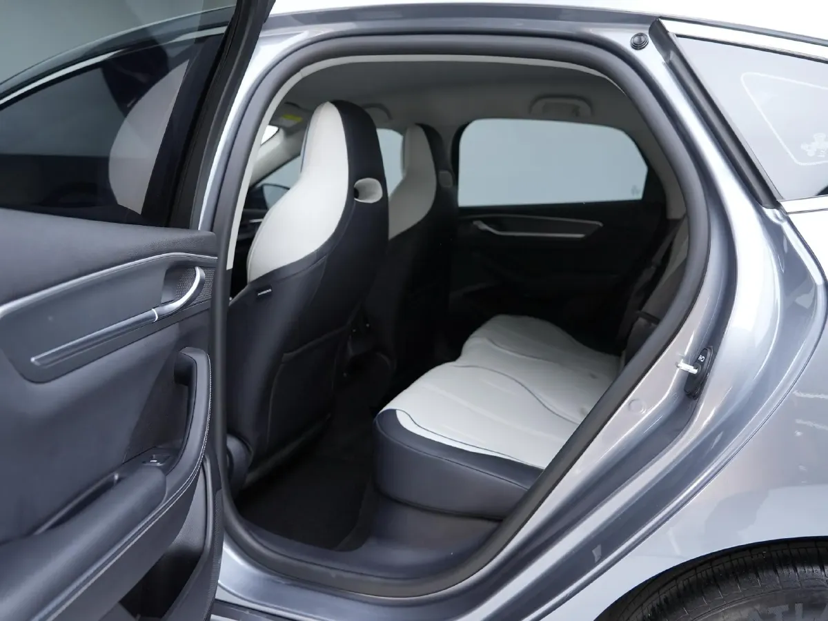 2024 BYD Qin Plus 1.5L 110HP L4 E-CVT PHEV 8.32KWH,autocango,china used car exporter,china ev exporter,chinese used car exporter,chinese used ev exporter