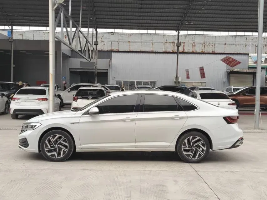 2023 Volkswagen Sagitar 1.2T 116HP L4 7DCT,autocango,china used car exporter,china ev exporter,chinese used car exporter,chinese used ev exporter