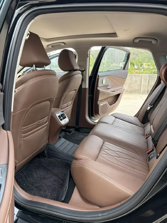 2023 Chery Arrizo 8 2.0T 254HP L4 7DCT,autocango,china used car exporter,china ev exporter,chinese used car exporter,chinese used ev exporter