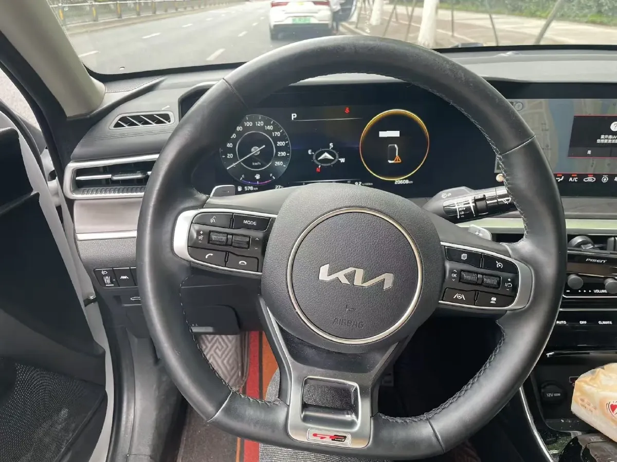 2020 Kia K5 2.0T 240HP L4 8AT,autocango,china used car exporter,china ev exporter,chinese used car exporter,chinese used ev exporter