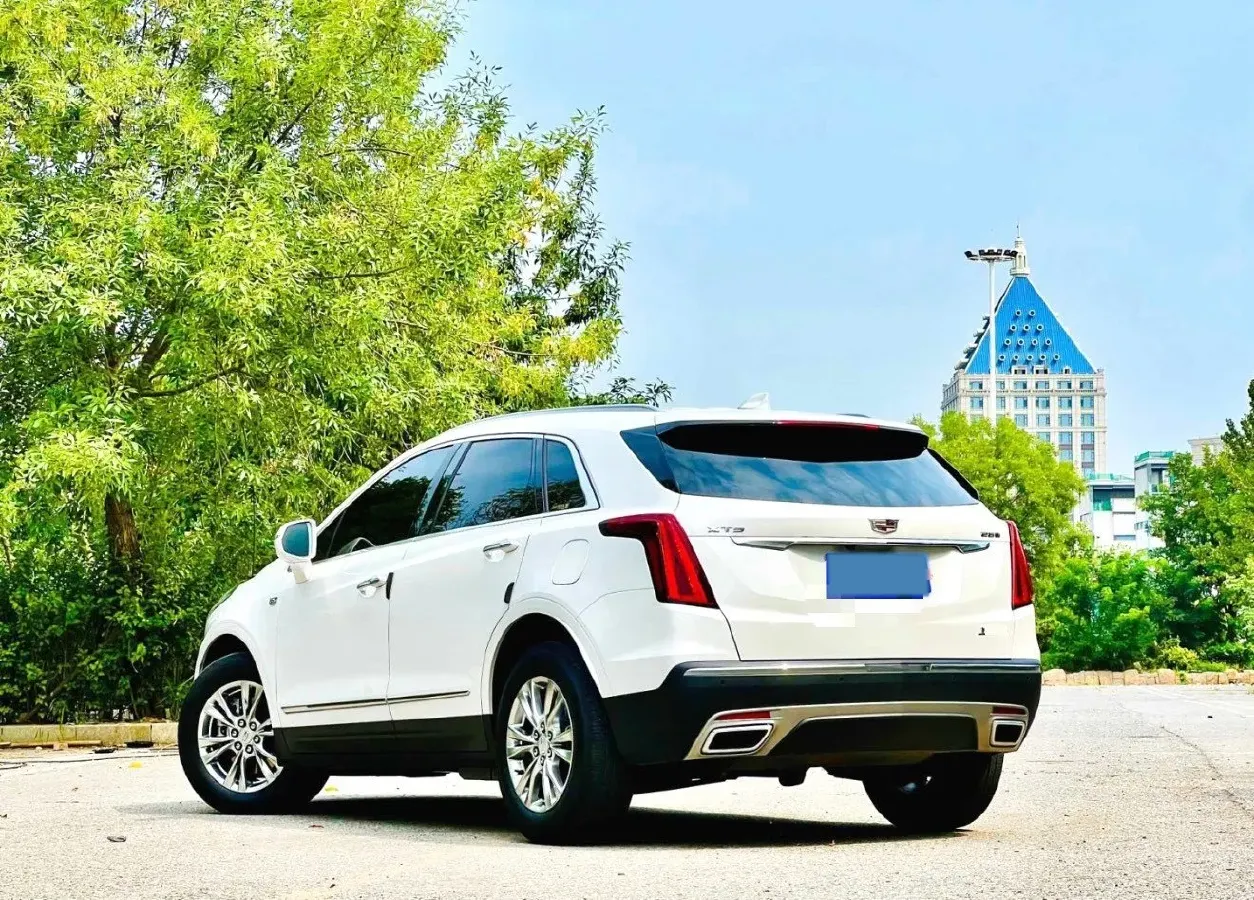 2022 Cadillac XT5 2.0T 237HP L4 9AT,autocango,china used car exporter,china ev exporter,chinese used car exporter,chinese used ev exporter