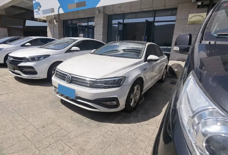 2019 Volkswagen T-Cross 1.4T 150HP L4 7DCT,autocango,china used car exporter,china ev exporter,chinese used car exporter,chinese used ev exporter