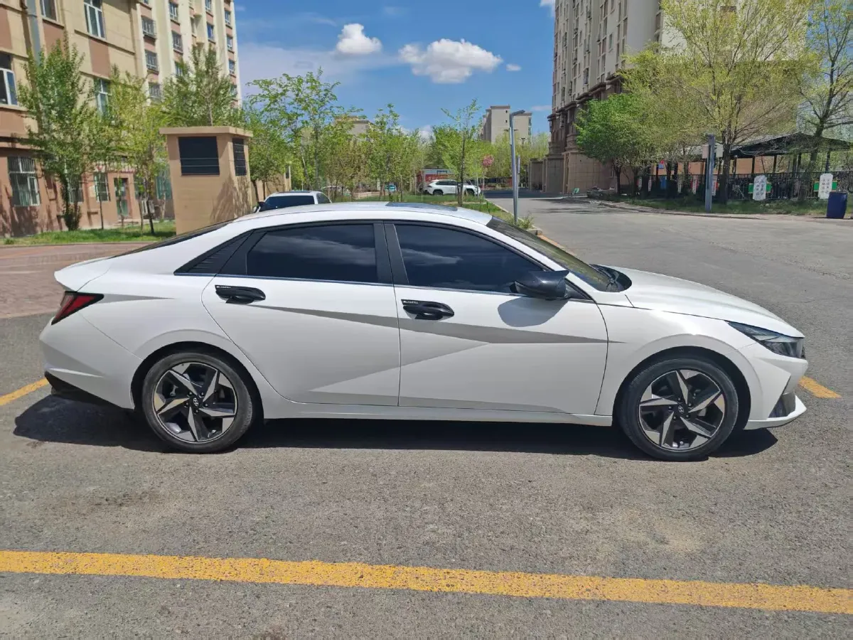 2021 Hyundai Elantra 1.5L 115HP L4 CVT,autocango,china used car exporter,china ev exporter,chinese used car exporter,chinese used ev exporter