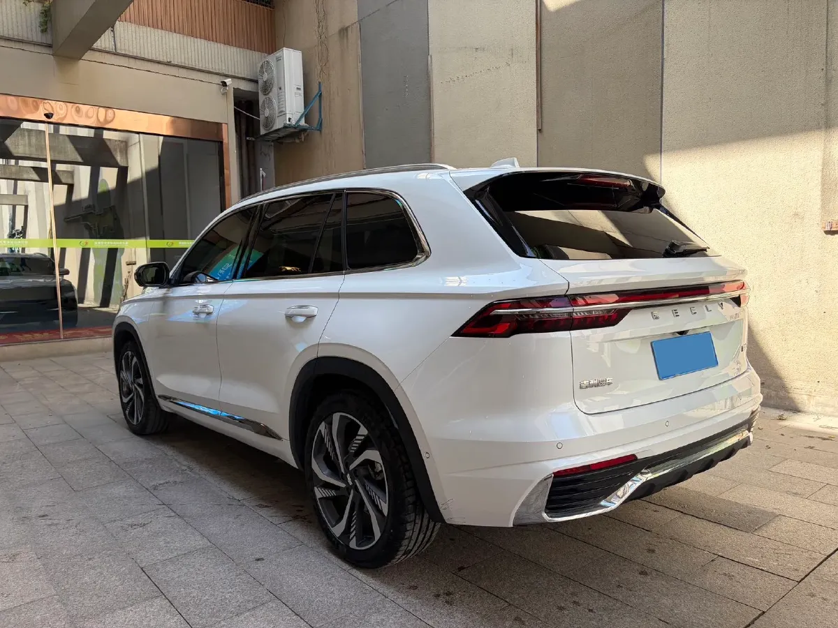 2021 Geely Monjaro 2.0T 218HP L4 7DCT,autocango,china used car exporter,china ev exporter,chinese used car exporter,chinese used ev exporter