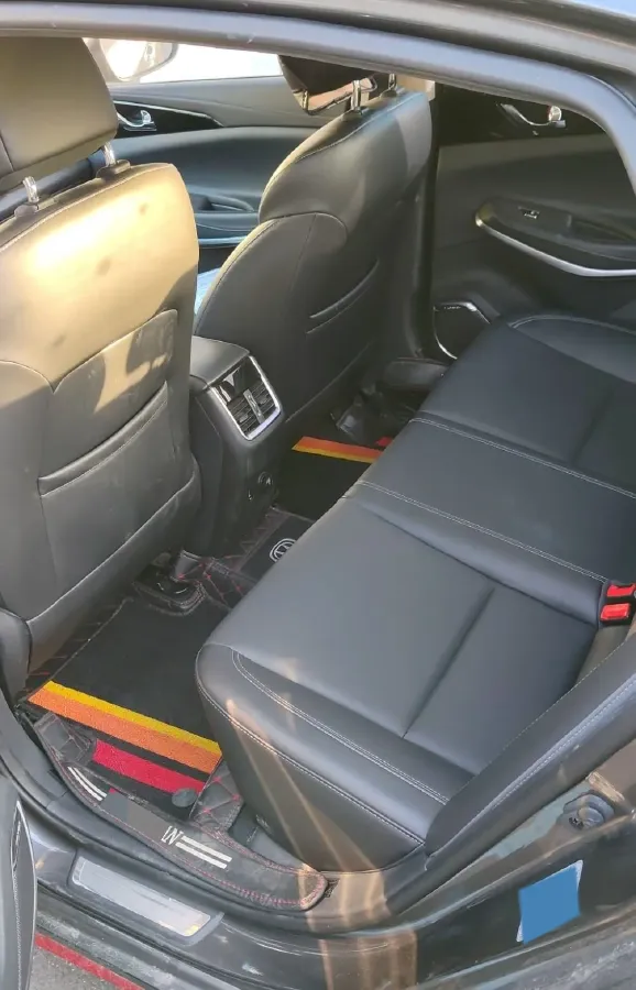 2021 ChangAn Raeton CC 1.5T 180HP L4 7DCT,autocango,china used car exporter,china ev exporter,chinese used car exporter,chinese used ev exporter