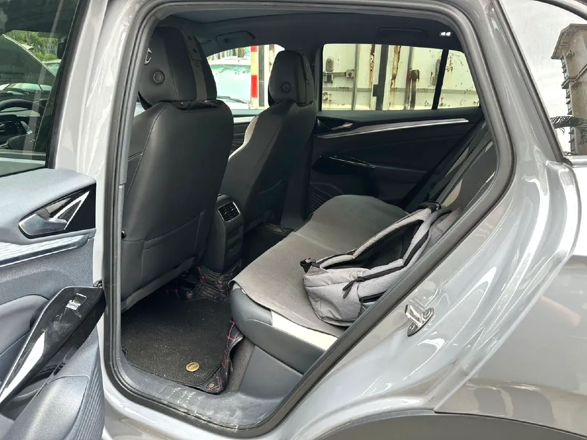 2024 Volkswagen ID.4 Crozz BEV 55.7KWH,autocango,china used car exporter,china ev exporter,chinese used car exporter,chinese used ev exporter