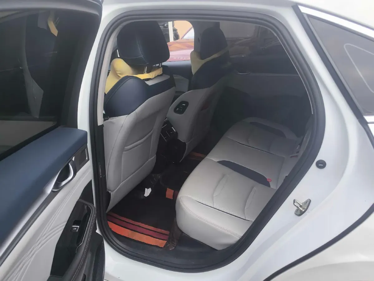 2021 Geely Preface 2.0T 190HP L4 7DCT,autocango,china used car exporter,china ev exporter,chinese used car exporter,chinese used ev exporter