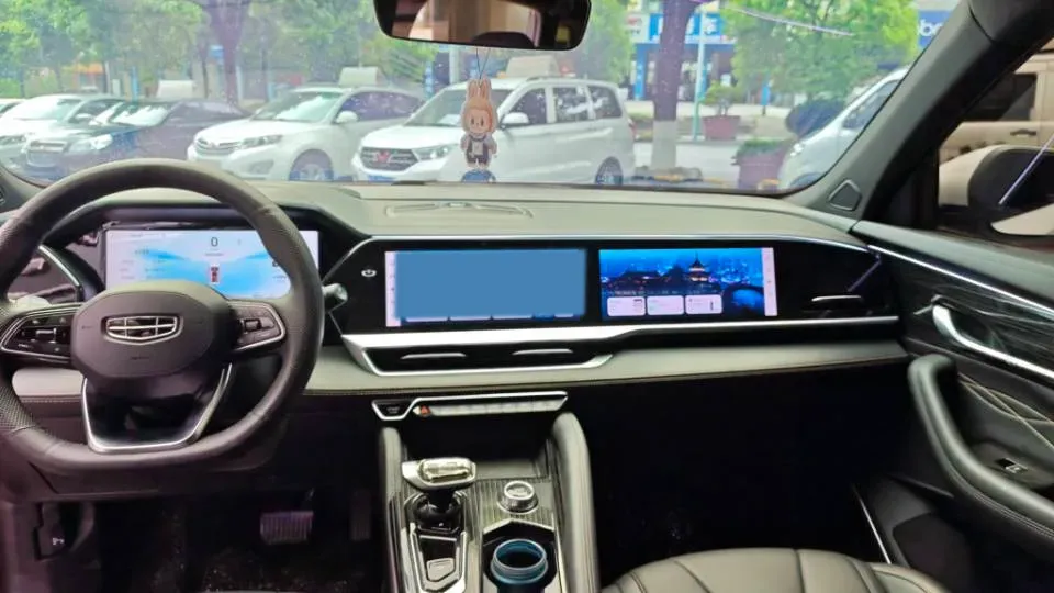 2024 Geely Monjaro 2.0T 218HP L4 7DCT,autocango,china used car exporter,china ev exporter,chinese used car exporter,chinese used ev exporter