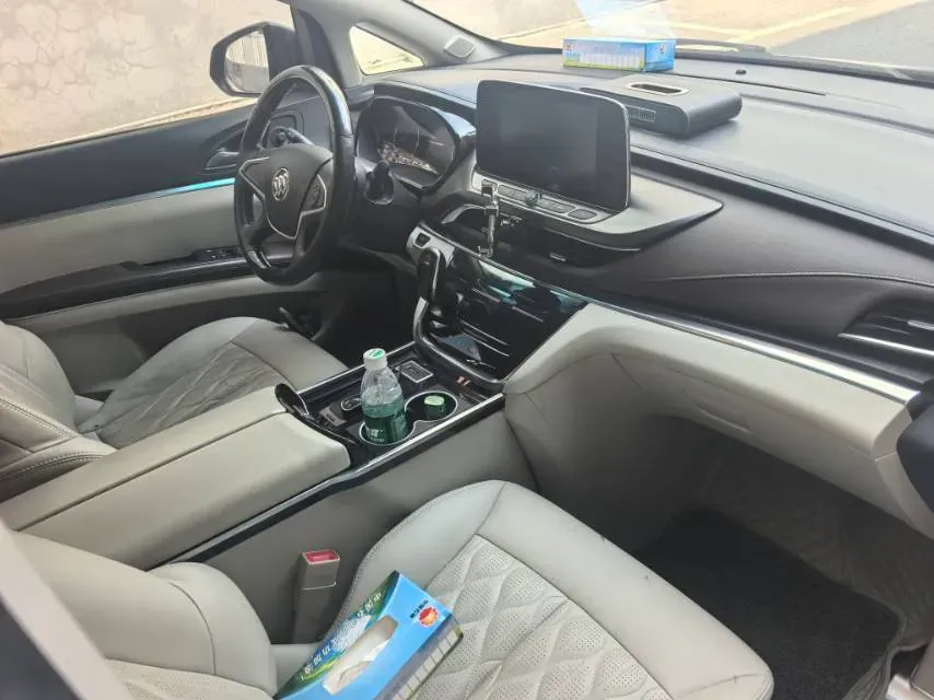 2021 Buick GL8 2.0T 237HP L4 9AT,autocango,china used car exporter,china ev exporter,chinese used car exporter,chinese used ev exporter