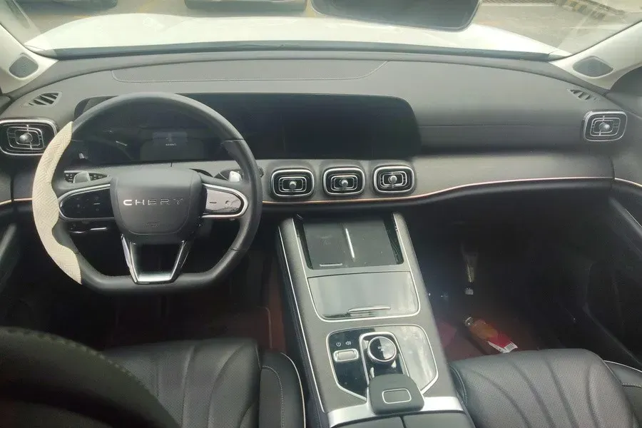 2023 Chery Tiggo 9 2.0T 261HP L4 7DCT,autocango,china used car exporter,china ev exporter,chinese used car exporter,chinese used ev exporter