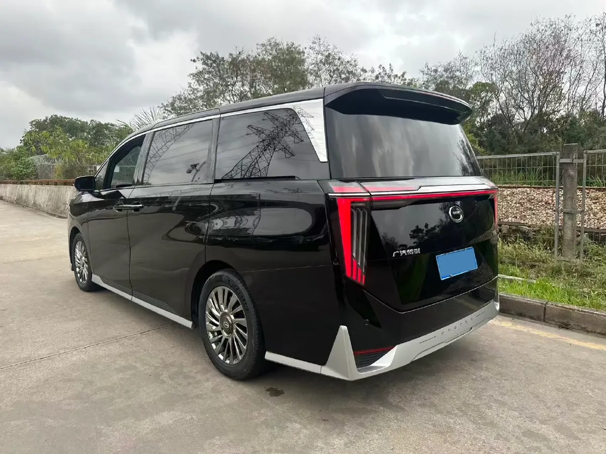 2024 GAC Trumpchi M8 2.0T 252HP L4 8AT,autocango,china used car exporter,china ev exporter,chinese used car exporter,chinese used ev exporter