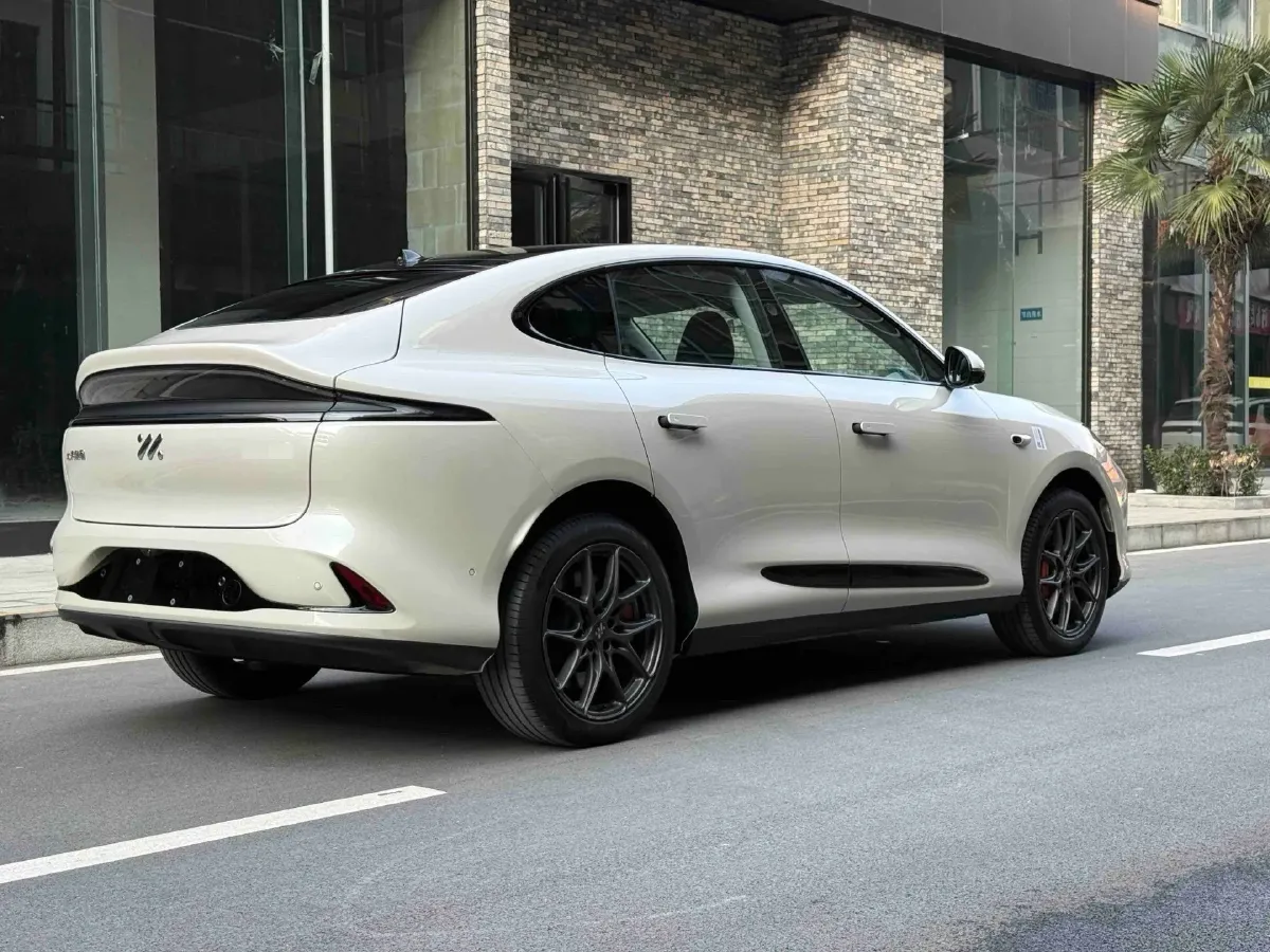 2023 IM LS6 BEV 71KWH,autocango,china used car exporter,china ev exporter,chinese used car exporter,chinese used ev exporter