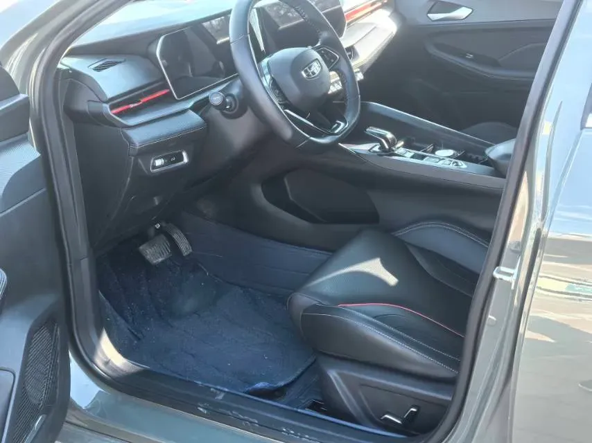 2022 Geely Binray 1.5T 181HP L4 7DCT,autocango,china used car exporter,china ev exporter,chinese used car exporter,chinese used ev exporter