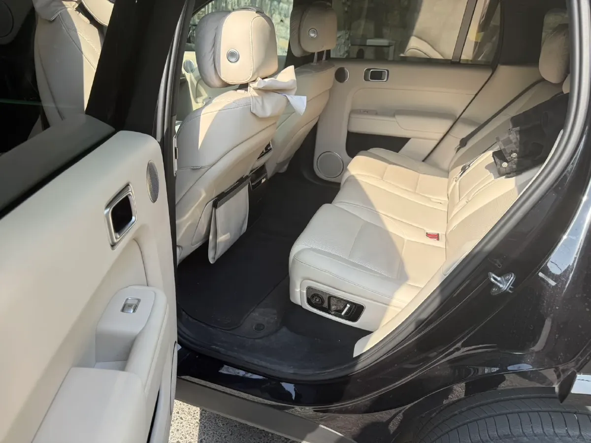 2023 Li L7 Range Extended 154HP REEV 40.9KWH,autocango,china used car exporter,china ev exporter,chinese used car exporter,chinese used ev exporter