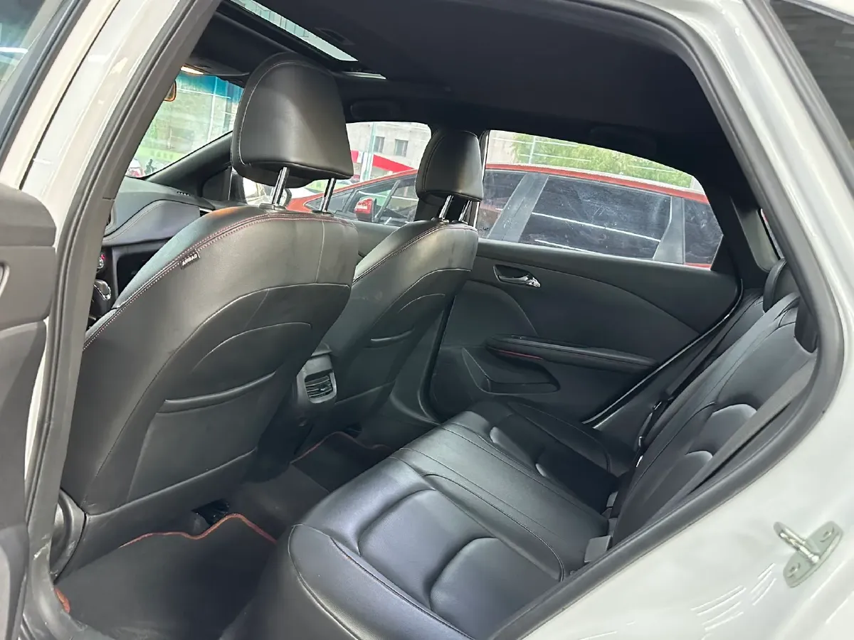 2020 Chevrolet Monza 1.3T 163HP L3 6AT,autocango,china used car exporter,china ev exporter,chinese used car exporter,chinese used ev exporter