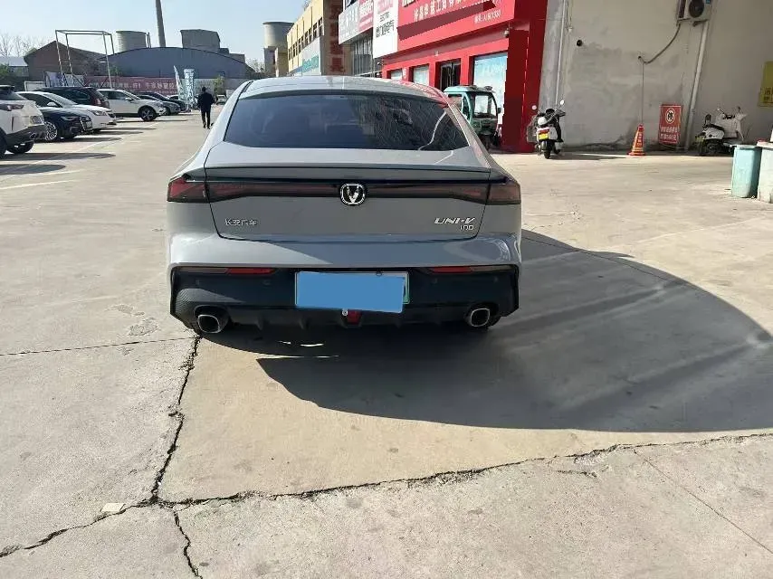 2023 ChangAn UNI-V iDD 1.5T 170HP L4 6TCT PHEV 18.4KWH,autocango,china used car exporter,china ev exporter,chinese used car exporter,chinese used ev exporter