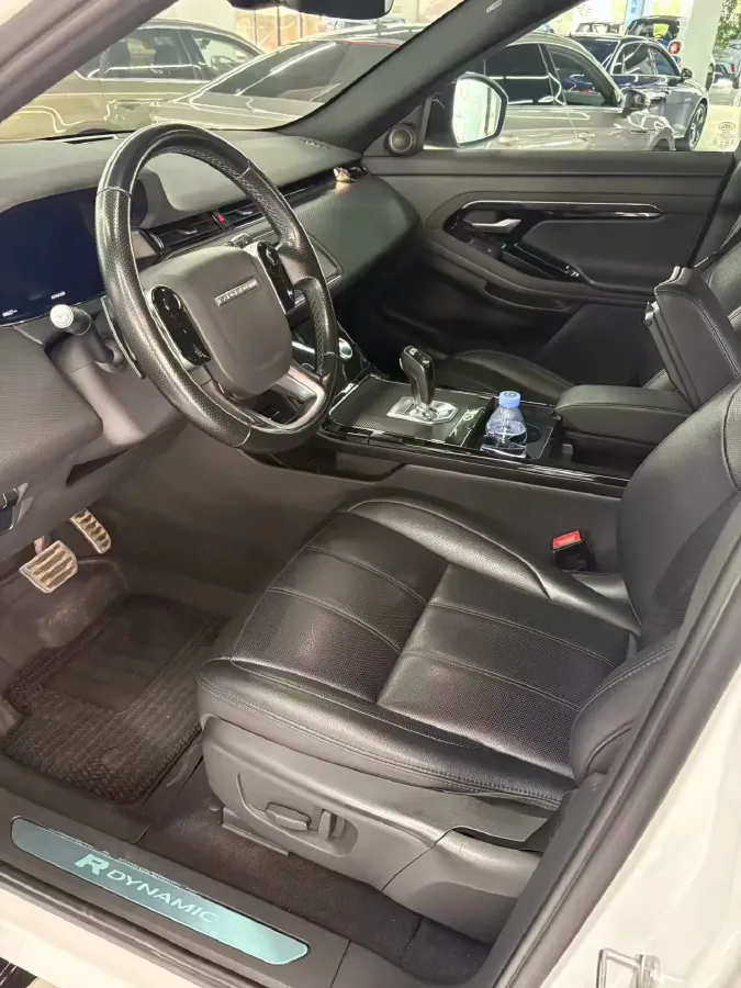 2020 Land Rover Range Rover Evoque 2.0T 249HP L4 9AT,autocango,china used car exporter,china ev exporter,chinese used car exporter,chinese used ev exporter