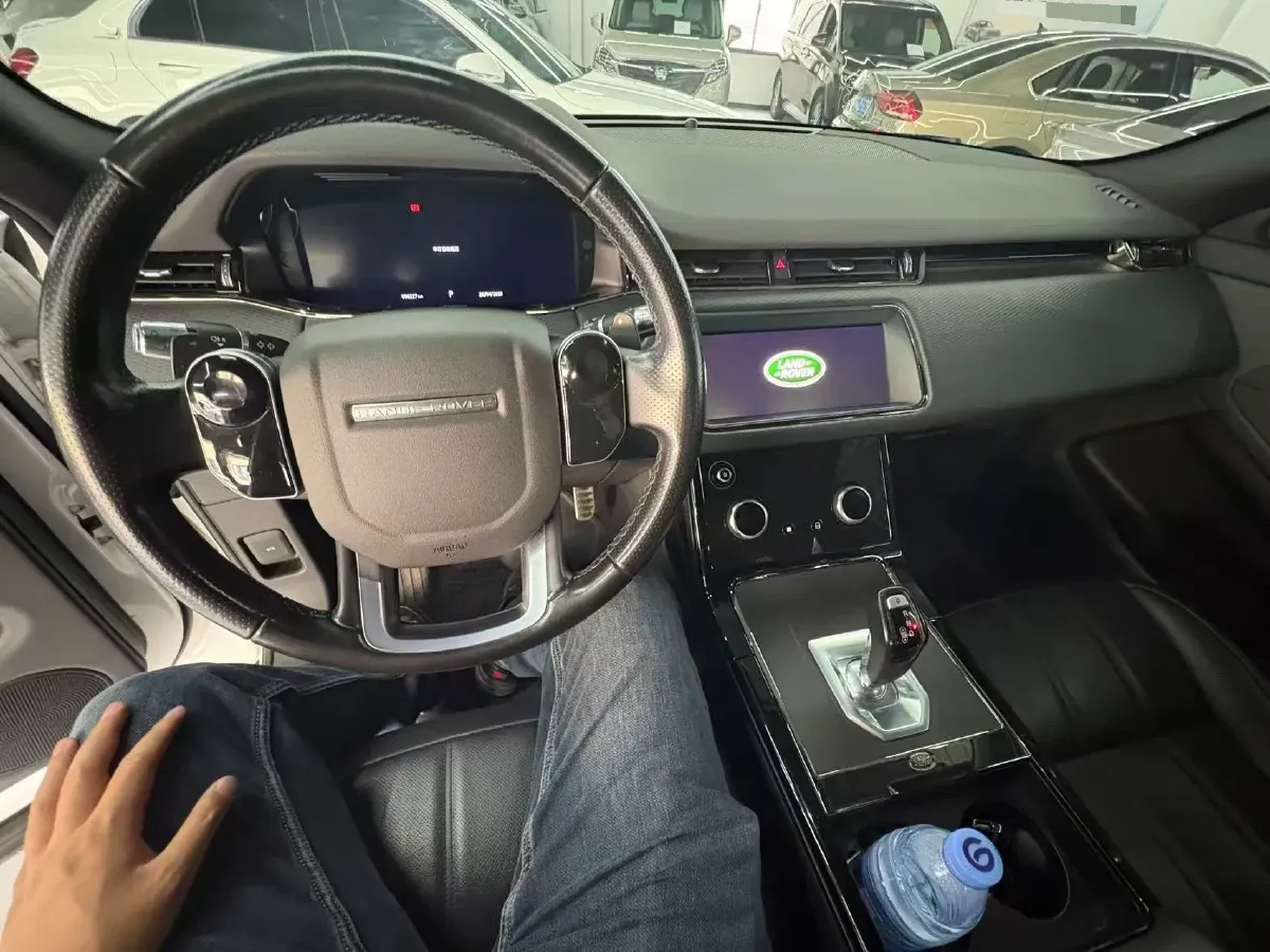 2020 Land Rover Range Rover Evoque 2.0T 249HP L4 9AT,autocango,china used car exporter,china ev exporter,chinese used car exporter,chinese used ev exporter