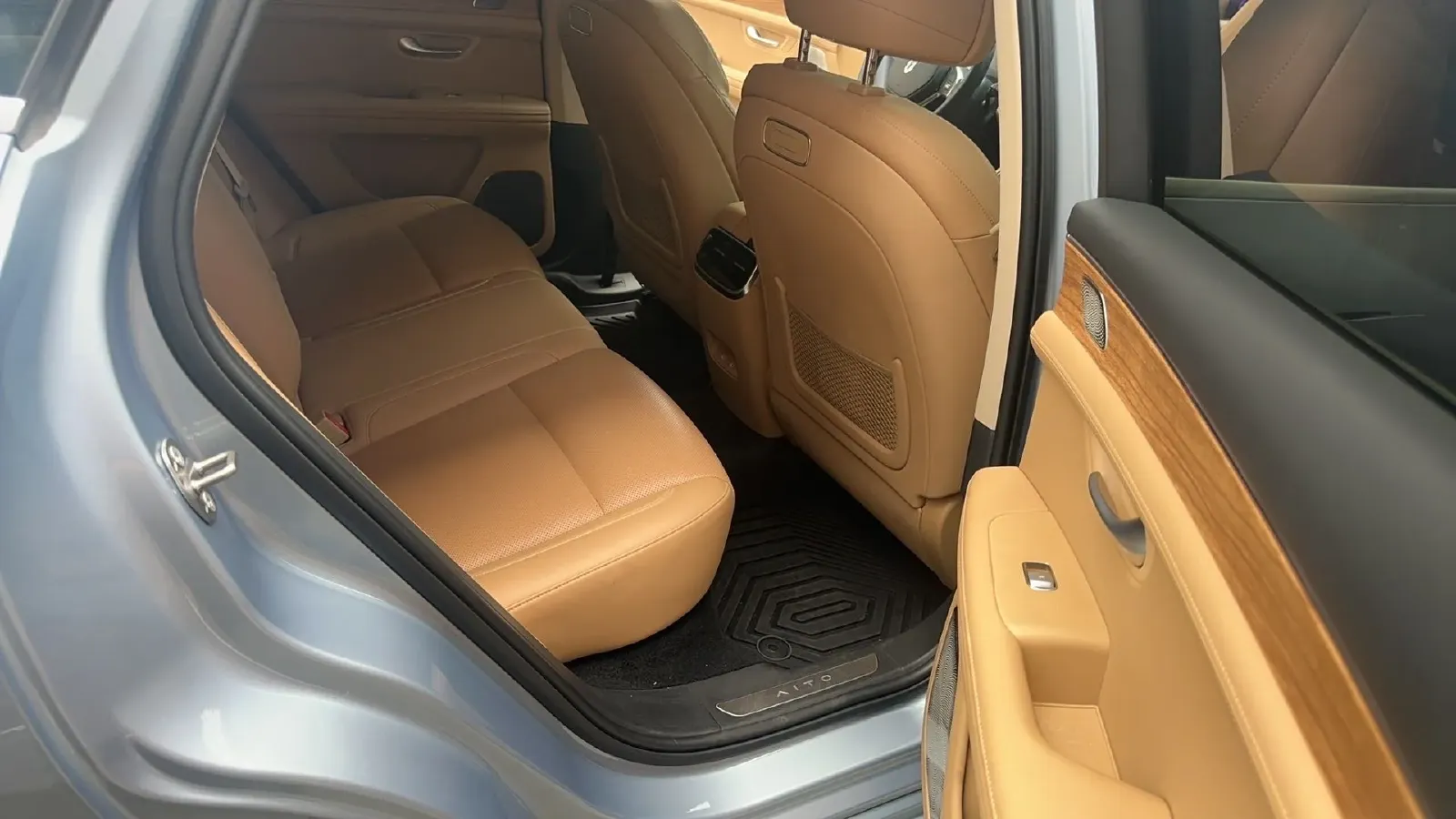 2022 Lincoln Corsair 2.0T 245HP L4 8AT,autocango,china used car exporter,china ev exporter,chinese used car exporter,chinese used ev exporter