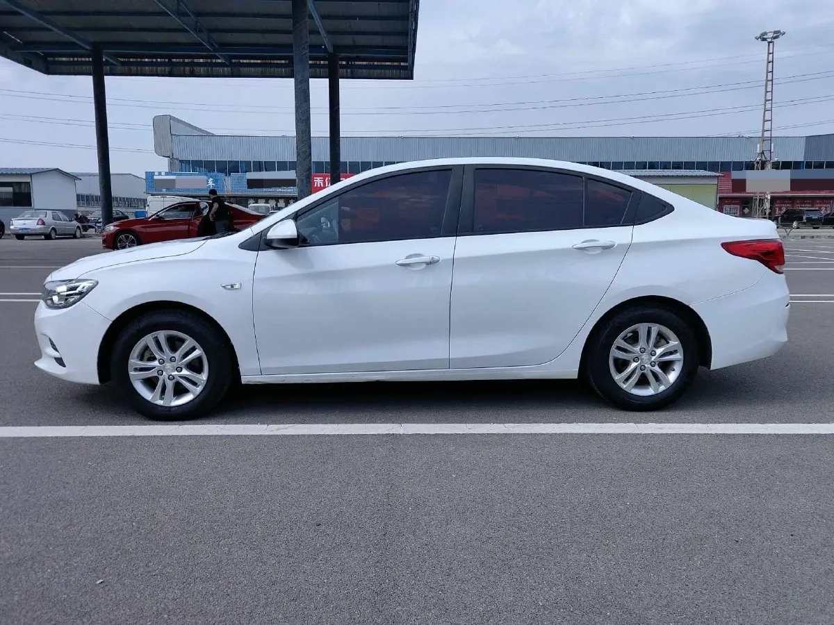 2019 Chevrolet Cavalier 1.5L 113HP L4 6AT,autocango,china used car exporter,china ev exporter,chinese used car exporter,chinese used ev exporter