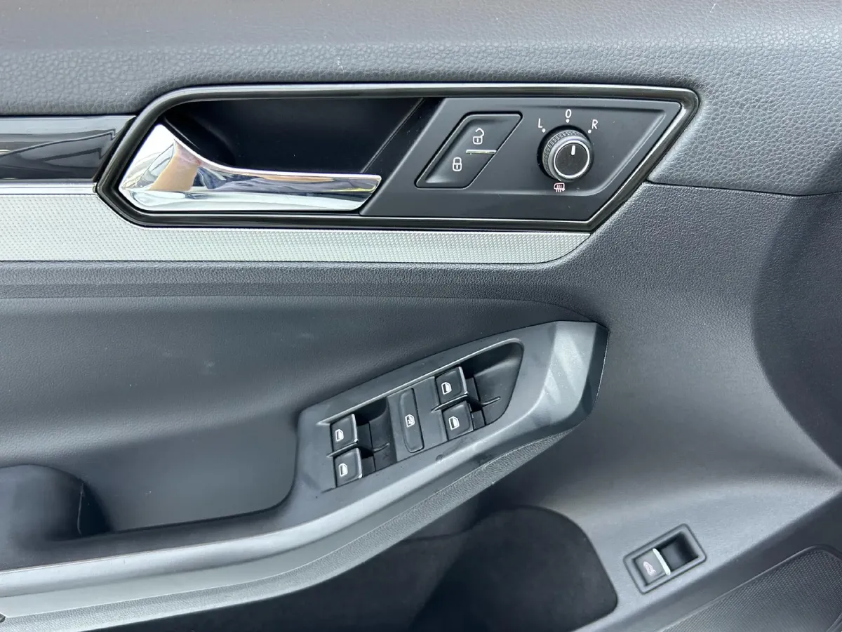 2018 Volkswagen Sagitar 1.2T 110HP L4 7DCT,autocango,china used car exporter,china ev exporter,chinese used car exporter,chinese used ev exporter