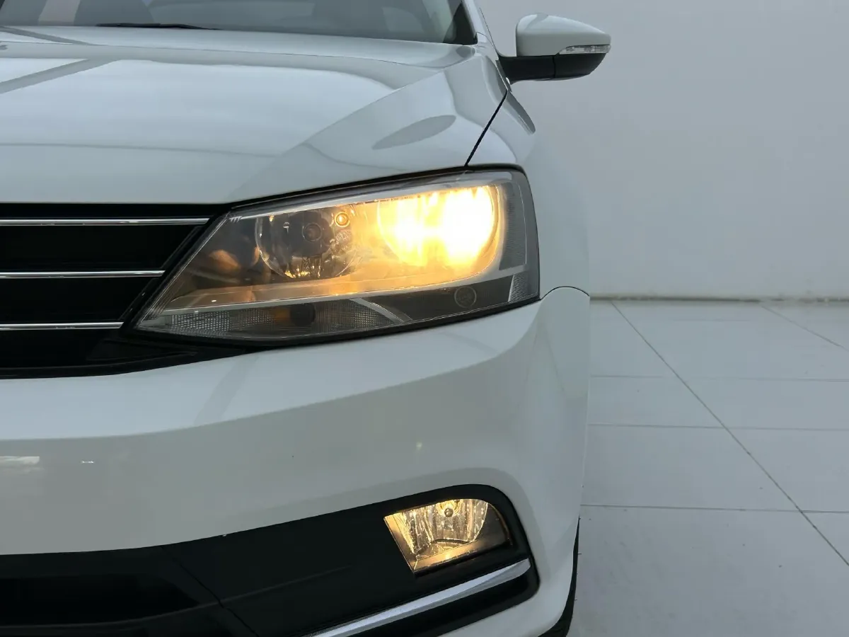 2018 Volkswagen Sagitar 1.2T 110HP L4 7DCT,autocango,china used car exporter,china ev exporter,chinese used car exporter,chinese used ev exporter