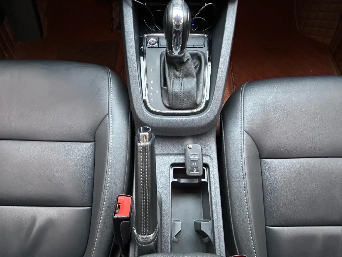 2018 Volkswagen Sagitar 1.2T 110HP L4 7DCT,autocango,china used car exporter,china ev exporter,chinese used car exporter,chinese used ev exporter