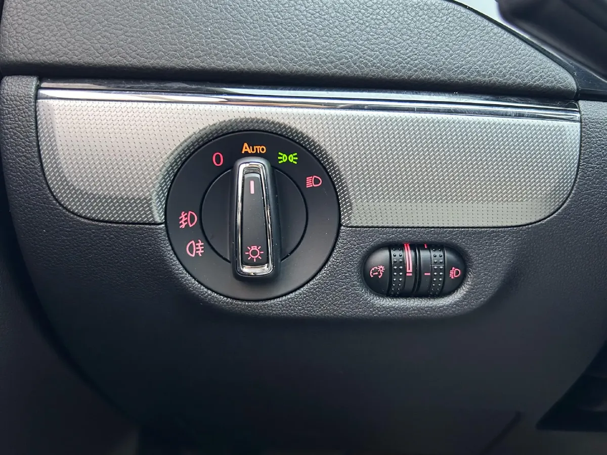 2018 Volkswagen Sagitar 1.2T 110HP L4 7DCT,autocango,china used car exporter,china ev exporter,chinese used car exporter,chinese used ev exporter