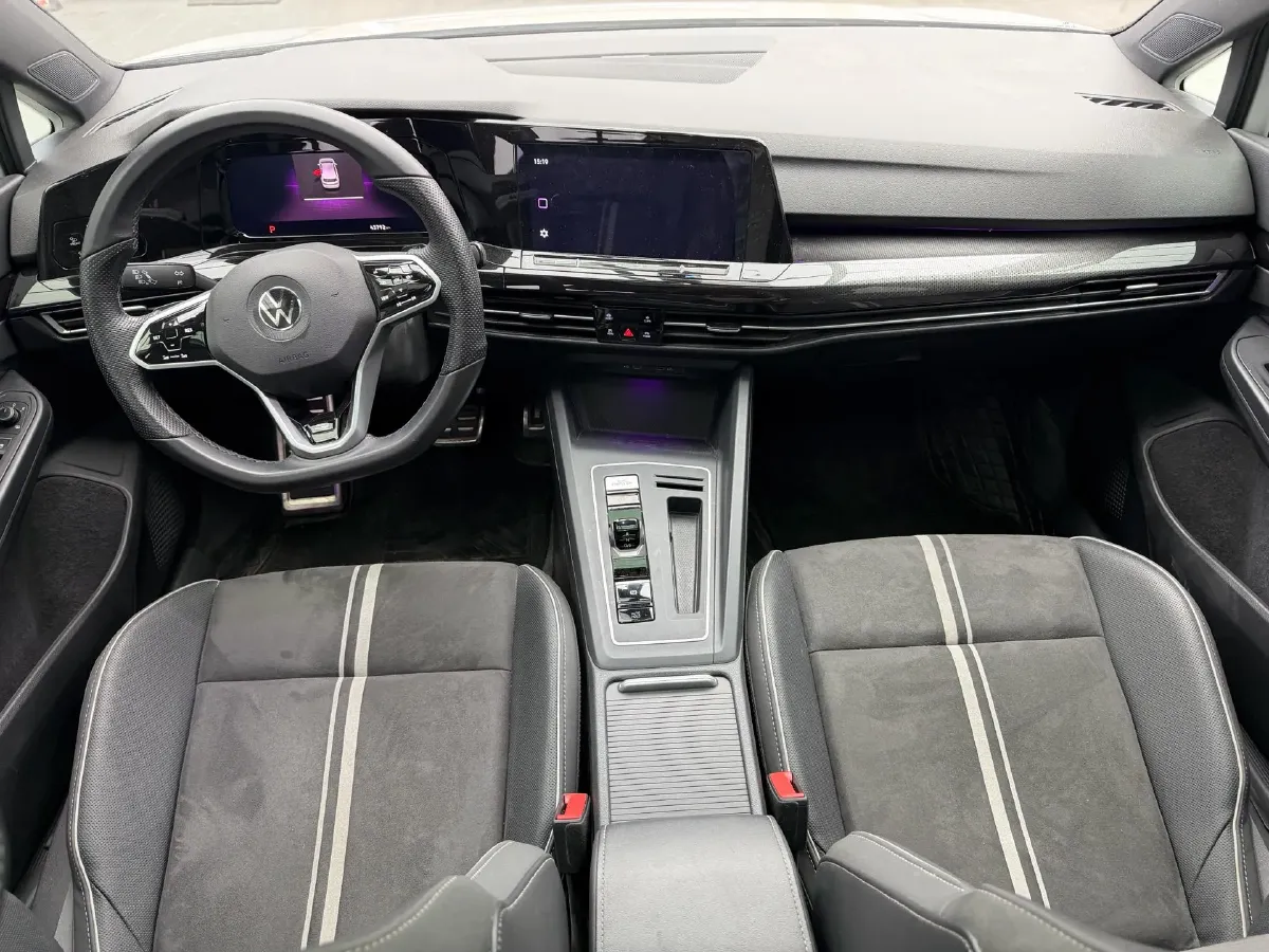 2023 Volkswagen Golf 1.4T 150HP L4 7DCT,autocango,china used car exporter,china ev exporter,chinese used car exporter,chinese used ev exporter