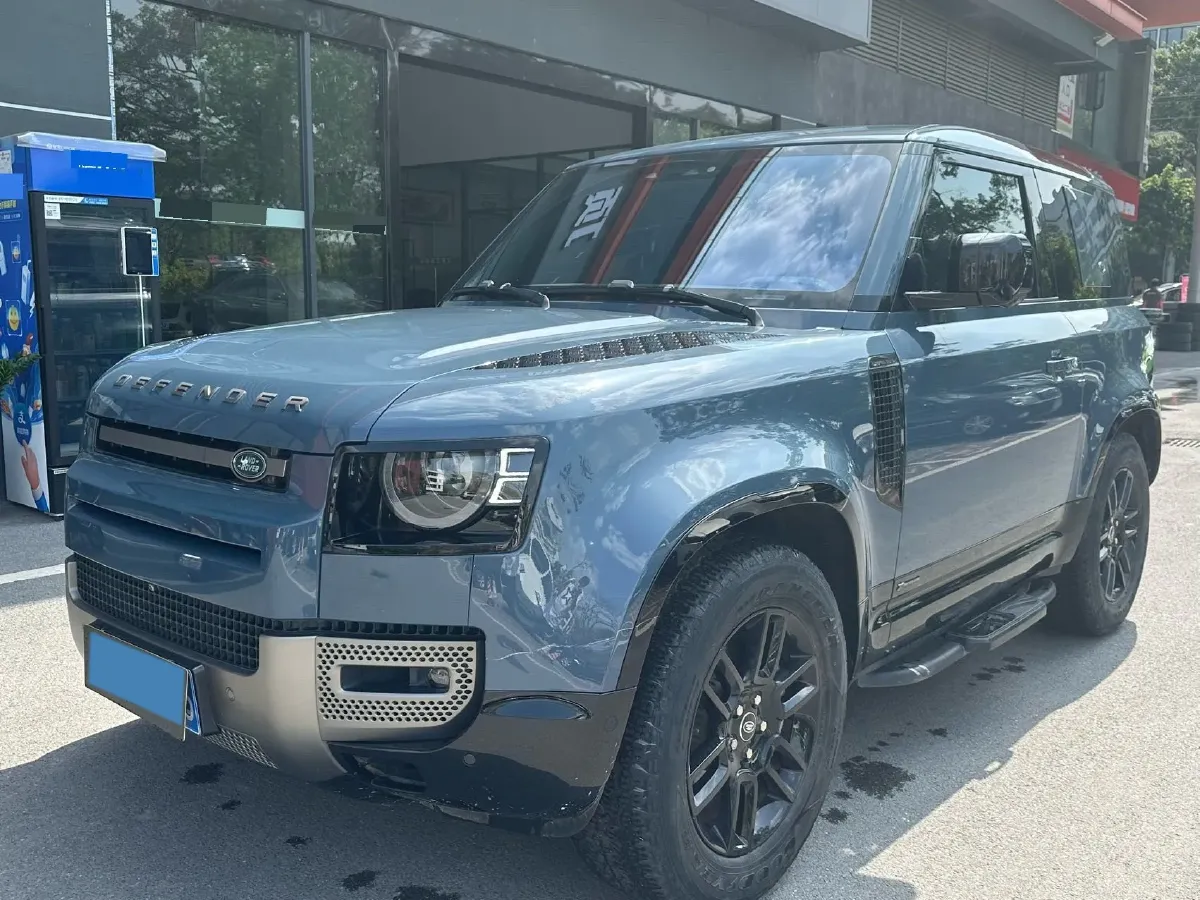 2021 Land Rover Defender 3.0T 400HP L6 8AT,autocango,china used car exporter,china ev exporter,chinese used car exporter,chinese used ev exporter