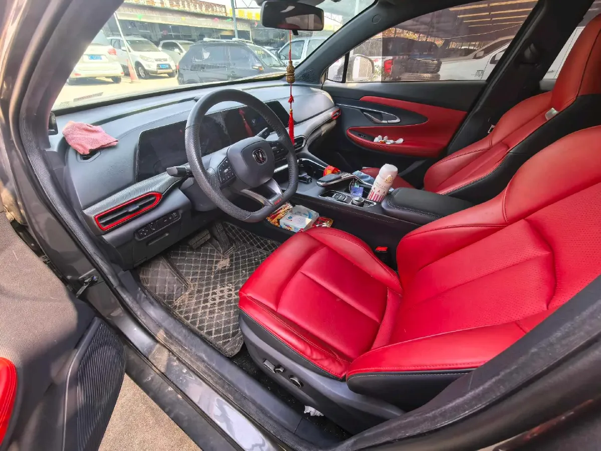 2021 ChangAn UNI-T 1.5T 180HP L4 7DCT,autocango,china used car exporter,china ev exporter,chinese used car exporter,chinese used ev exporter