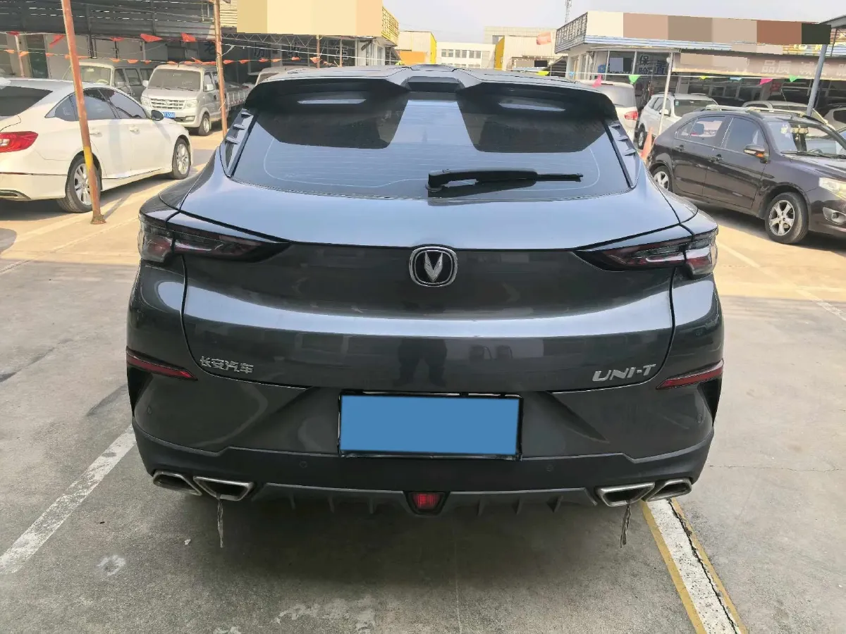 2021 ChangAn UNI-T 1.5T 180HP L4 7DCT,autocango,china used car exporter,china ev exporter,chinese used car exporter,chinese used ev exporter