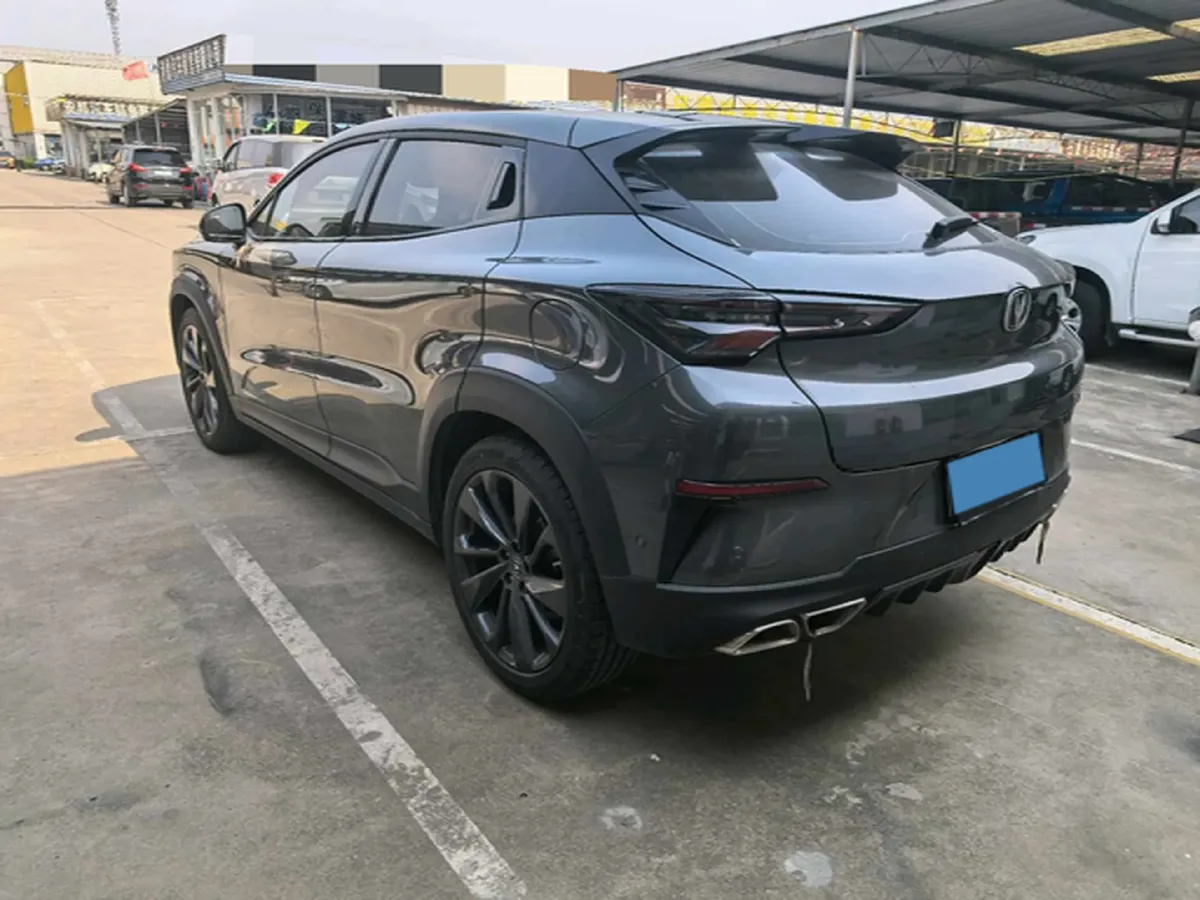 2021 ChangAn UNI-T 1.5T 180HP L4 7DCT,autocango,china used car exporter,china ev exporter,chinese used car exporter,chinese used ev exporter