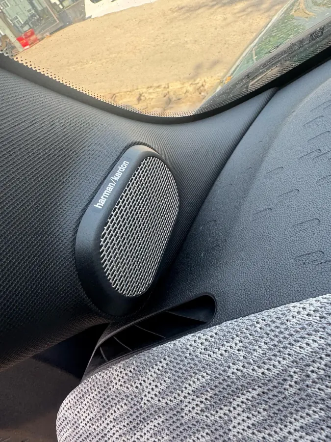 2025 MINI MINI 2.0T 204HP L4 7DCT,autocango,china used car exporter,china ev exporter,chinese used car exporter,chinese used ev exporter