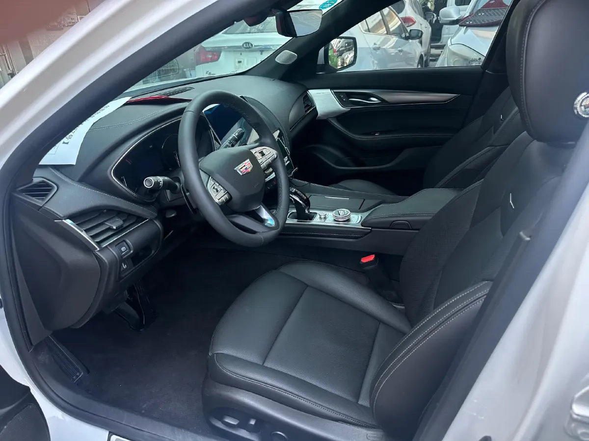 2020 Cadillac CT5 2.0T 237HP L4 10AT,autocango,china used car exporter,china ev exporter,chinese used car exporter,chinese used ev exporter