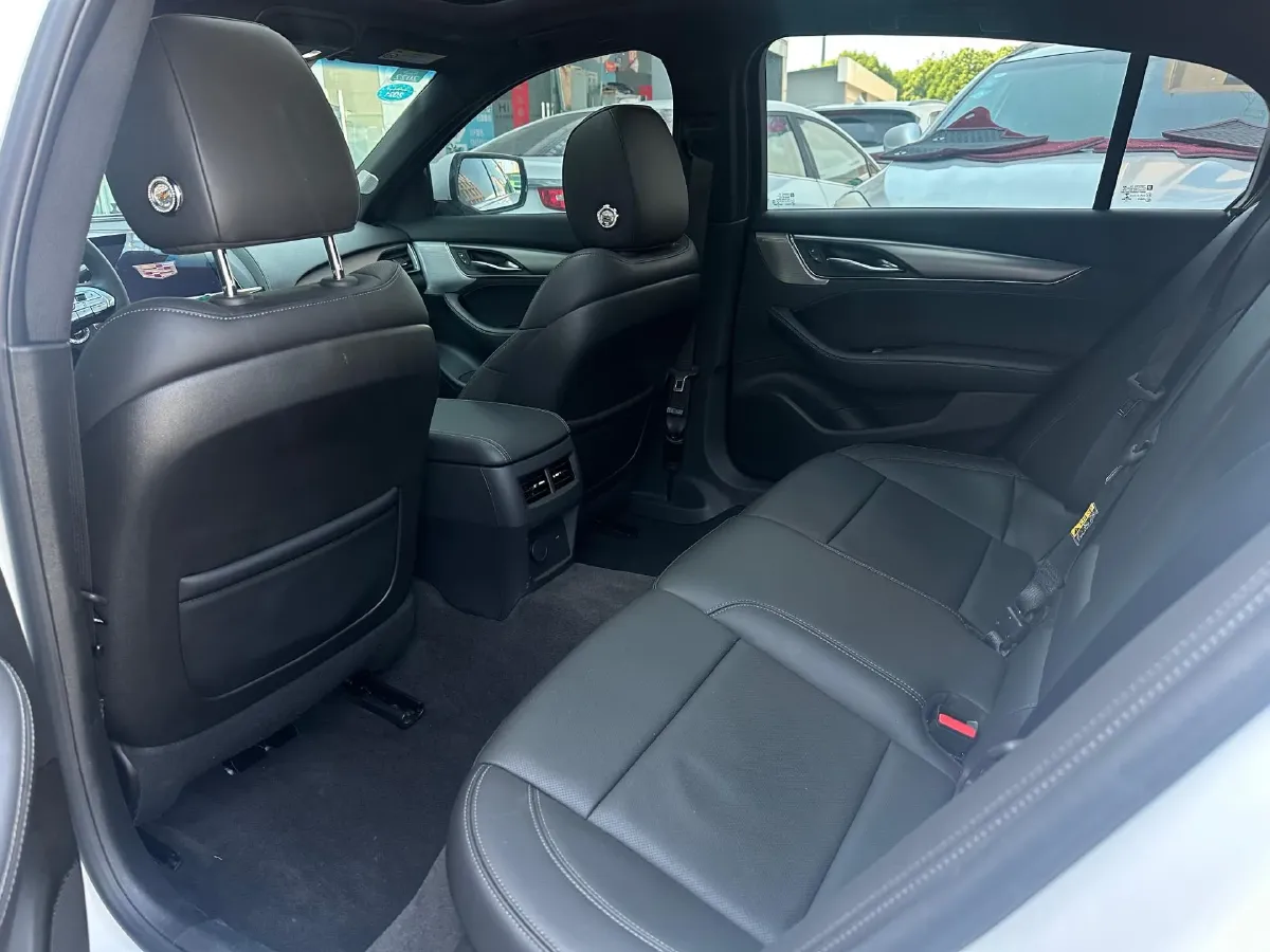 2020 Cadillac CT5 2.0T 237HP L4 10AT,autocango,china used car exporter,china ev exporter,chinese used car exporter,chinese used ev exporter